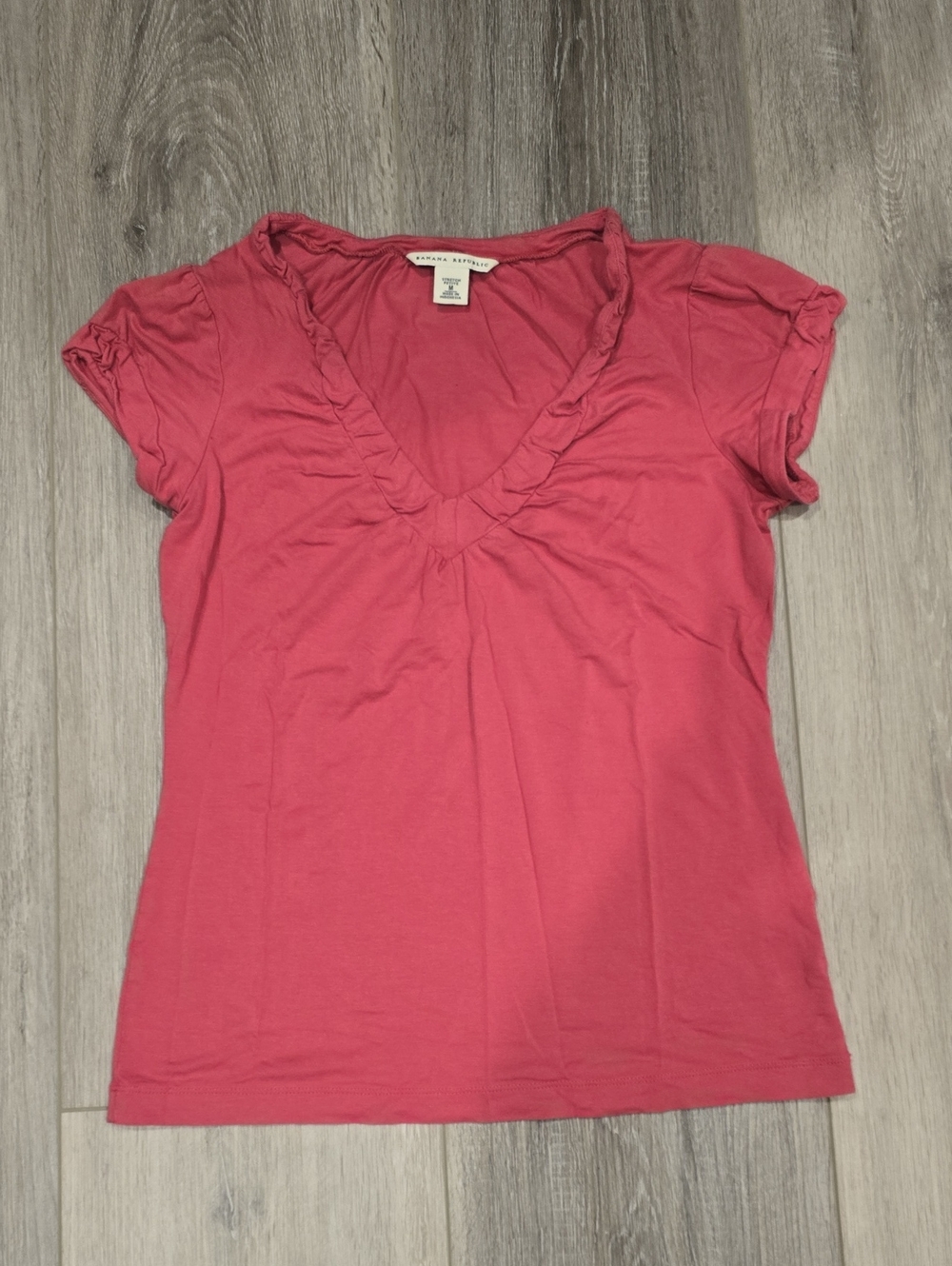 Banana Republic V-Neck Short Sleeve Top